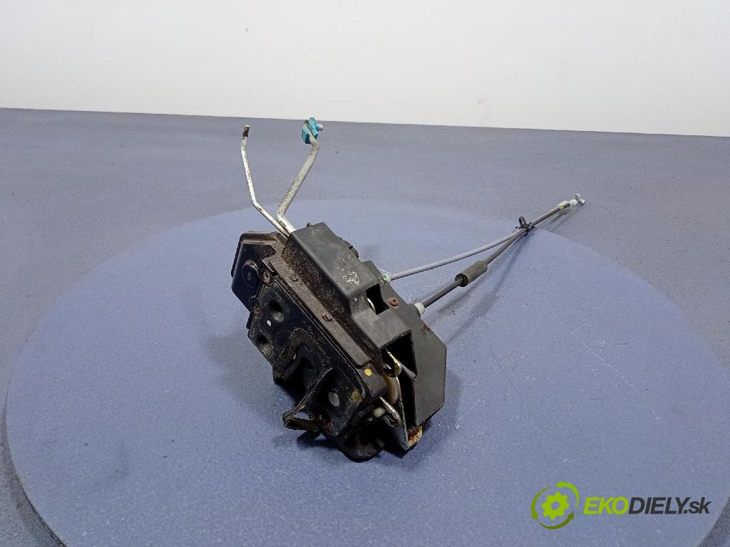Hyundai I10 2008 zámek dveře před v pravo: