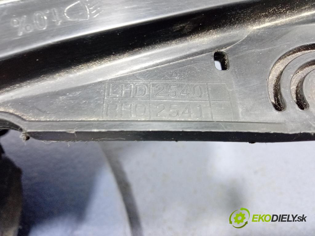 Hyundai I10 2008 světlo v pravo: 92102-0X0