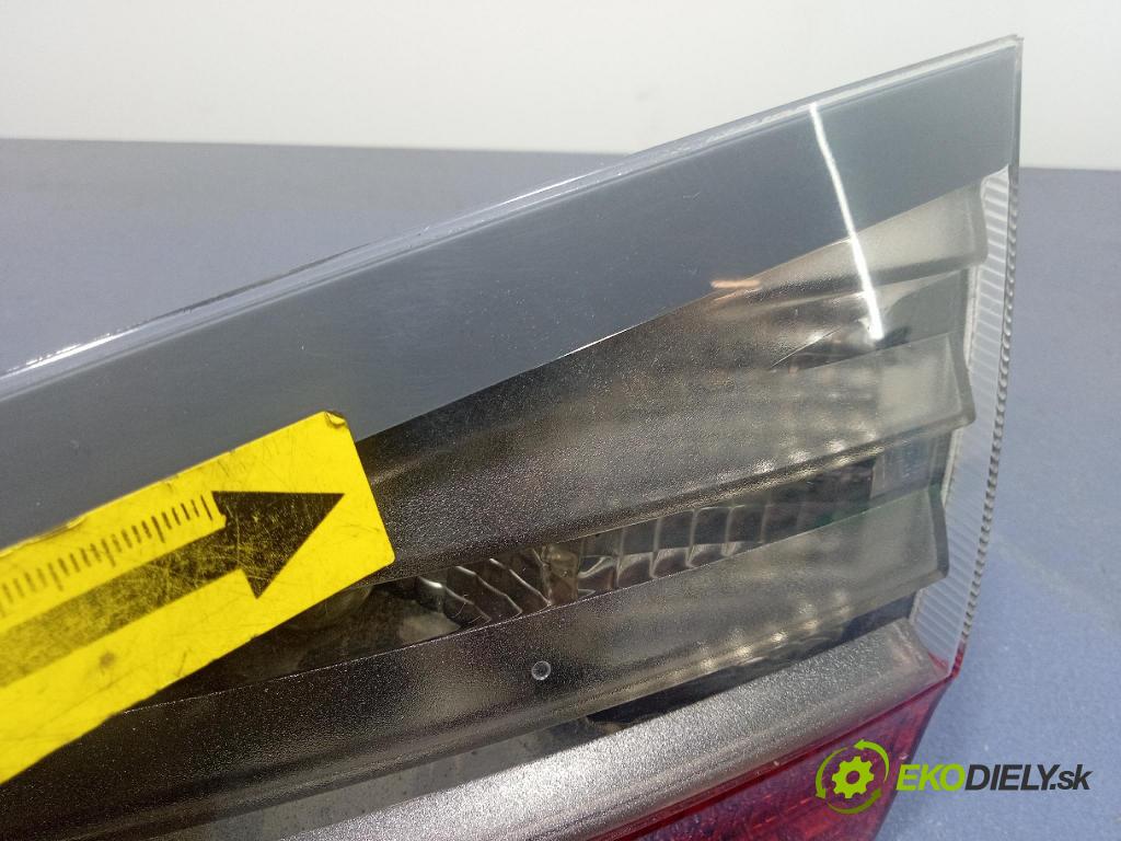 Ford S-max 2008 svetlo / reflektor zad Prava: Vnútri: 6M21-13A602-AK