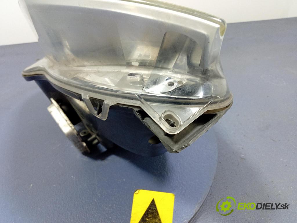 Ford S-max 2008 Reflektor: v pravo: 6M21-13D154-AG