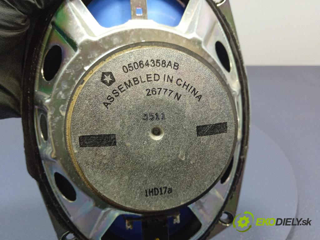 Jeep Grand Cherokee 0 Reproduktor / Subwoofer: 05064358AB