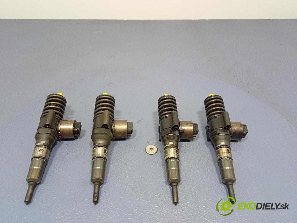 Vw Touran 2004 vstrek 03G130073G