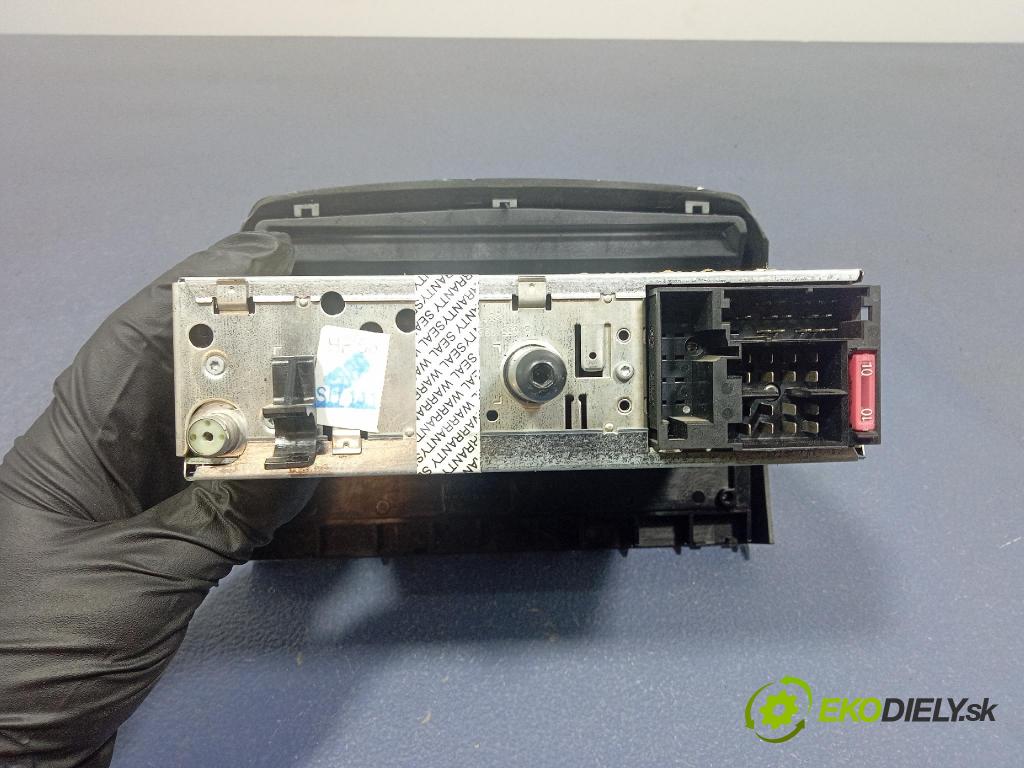Lancia Ypsilon 2003 Radio I Navigácia: 735345243