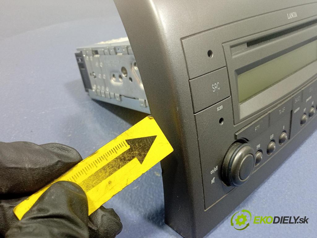 Lancia Ypsilon 2003 Radio I Navigace: 735345243