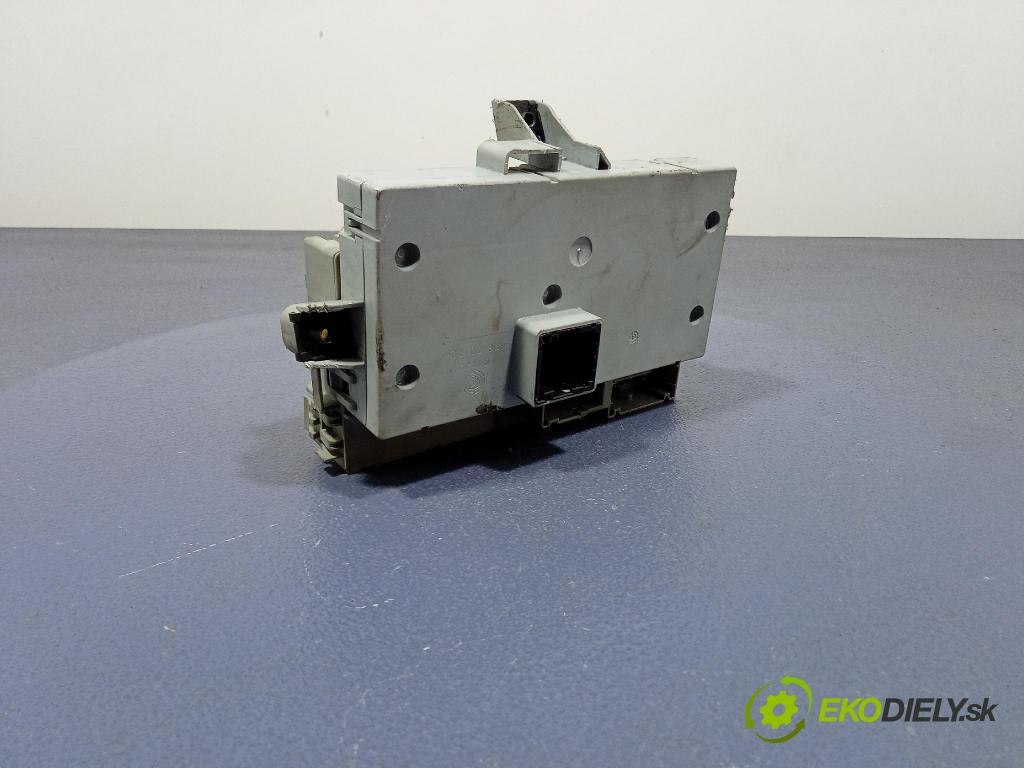 Lancia Ypsilon 2003 skříňka Pojistky 51734379
