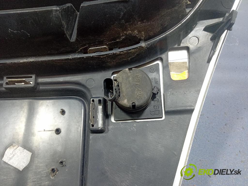 Vw Passat 2006 mřížka / Gril: 3C0853651AF
