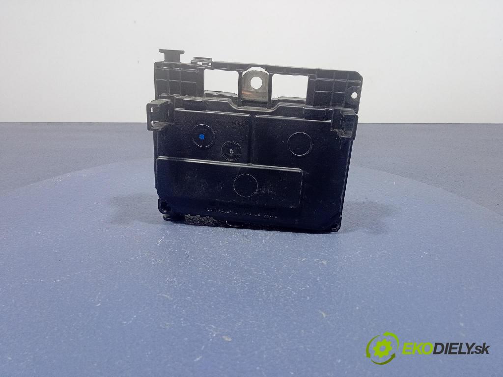 Peugeot 407 2005 skrinka Poistky: 9656086080