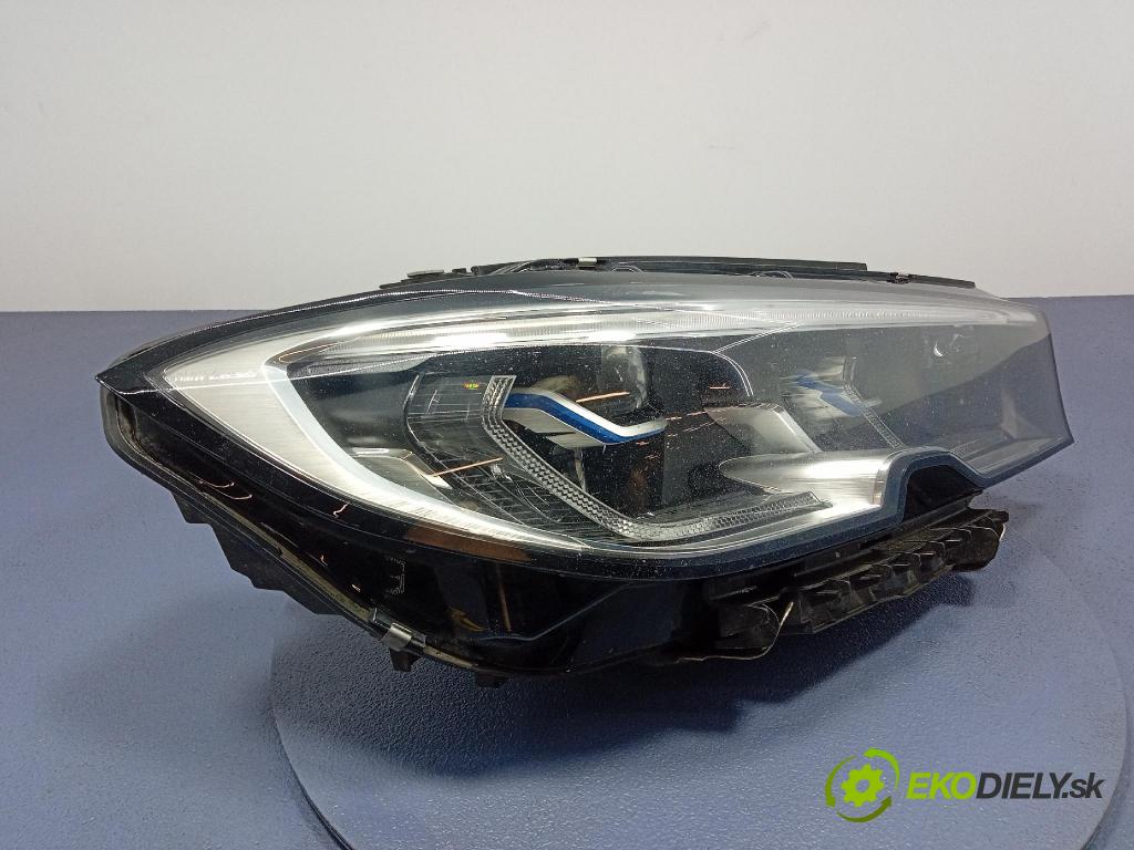 Bmw Seria 3 0 světlo v pravo: 9481708