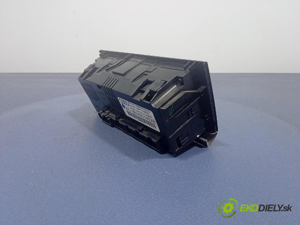 Audi A4 2004 prepínač Klimatizácia: Prúd vzduchu: 8E0820043AB