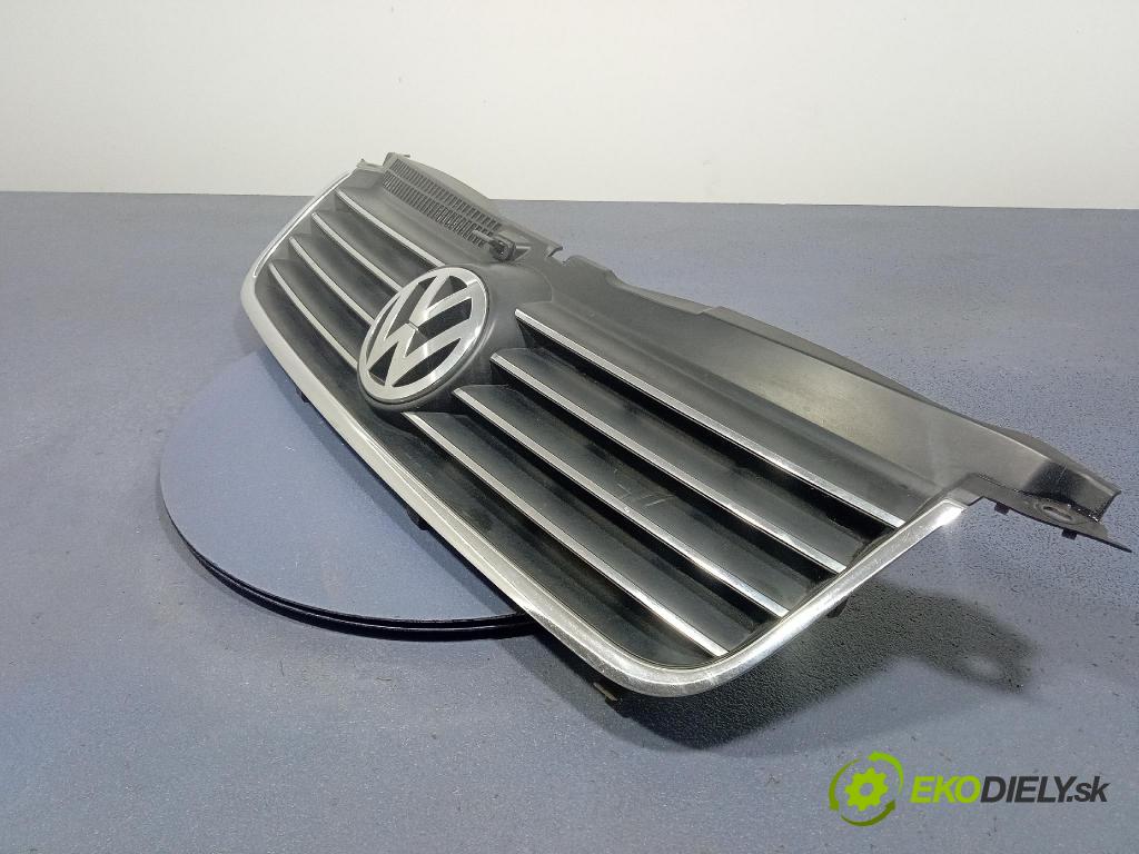 Vw Passat 2003 miežka / Gril: 3B0853651L