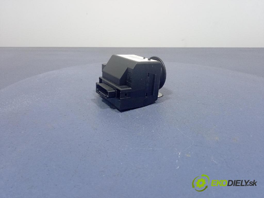 Mercedes A-Klasa 2006 Spínač zapaľovania: 1695451108