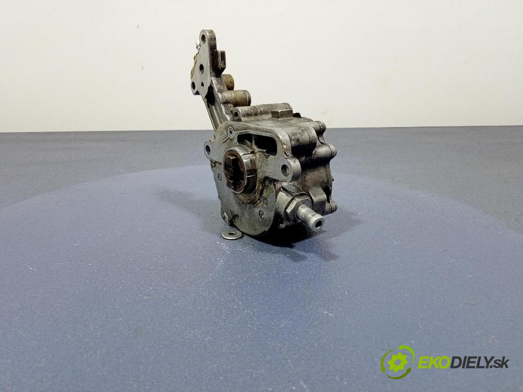 Audi A4 2004 čerpadlo vákuová 038145209C