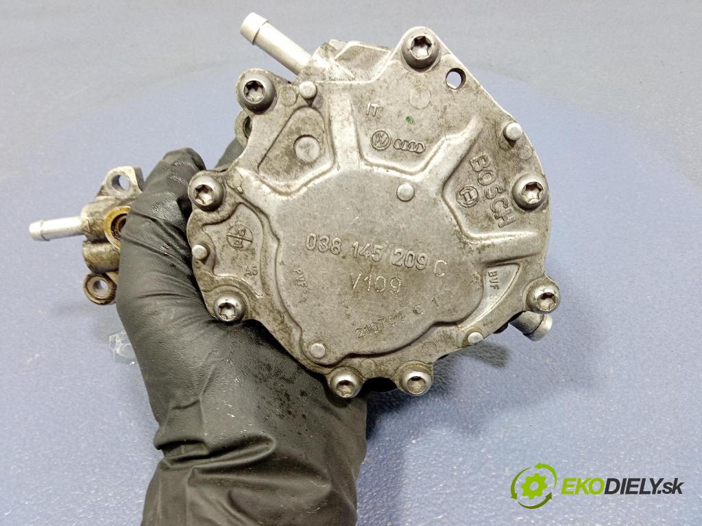 Audi A4 2004 čerpadlo vakuová 038145209C