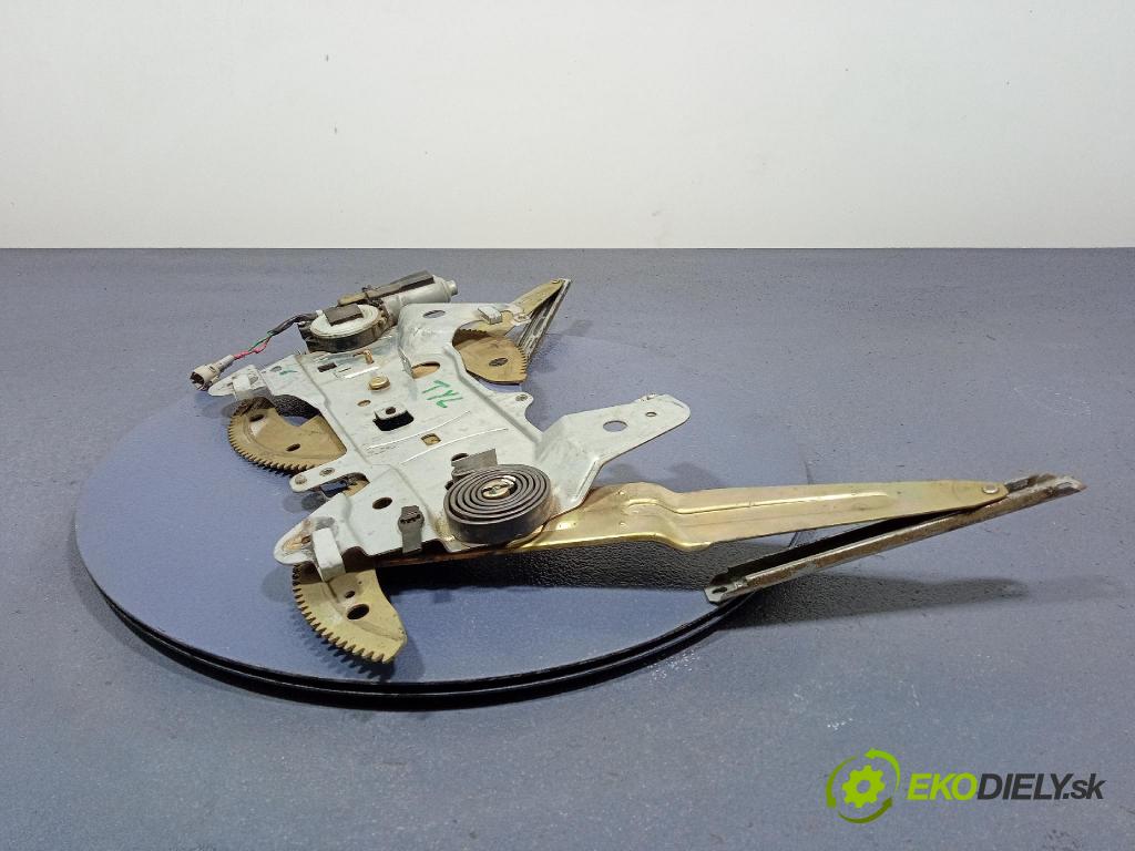 Toyota 4runner 1999 zadní dveře kufra: kufr 85710-35090