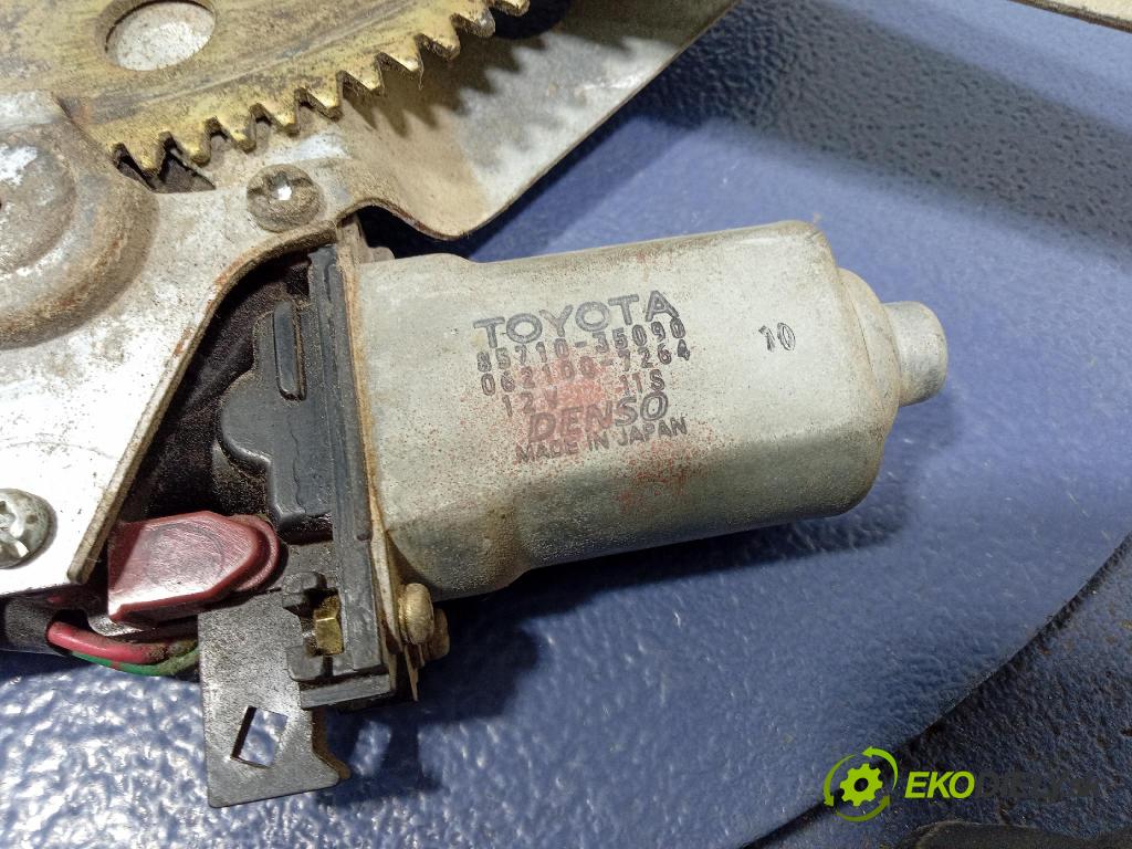 Toyota 4runner 1999 zadní dveře kufra: kufr 85710-35090