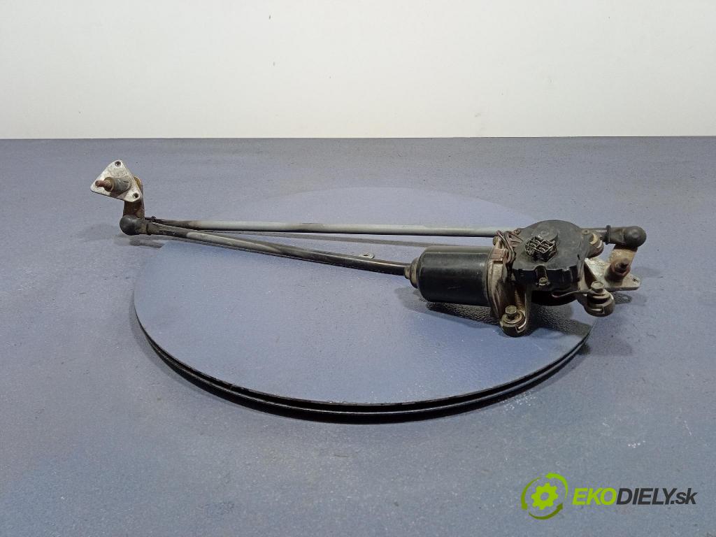 Toyota 4runner 1999 mechanismus motorek Stěrače: před