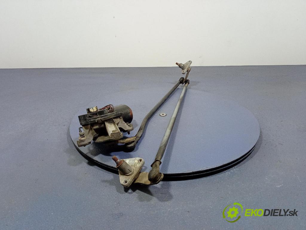 Toyota 4runner 1999 mechanismus motorek Stěrače: před