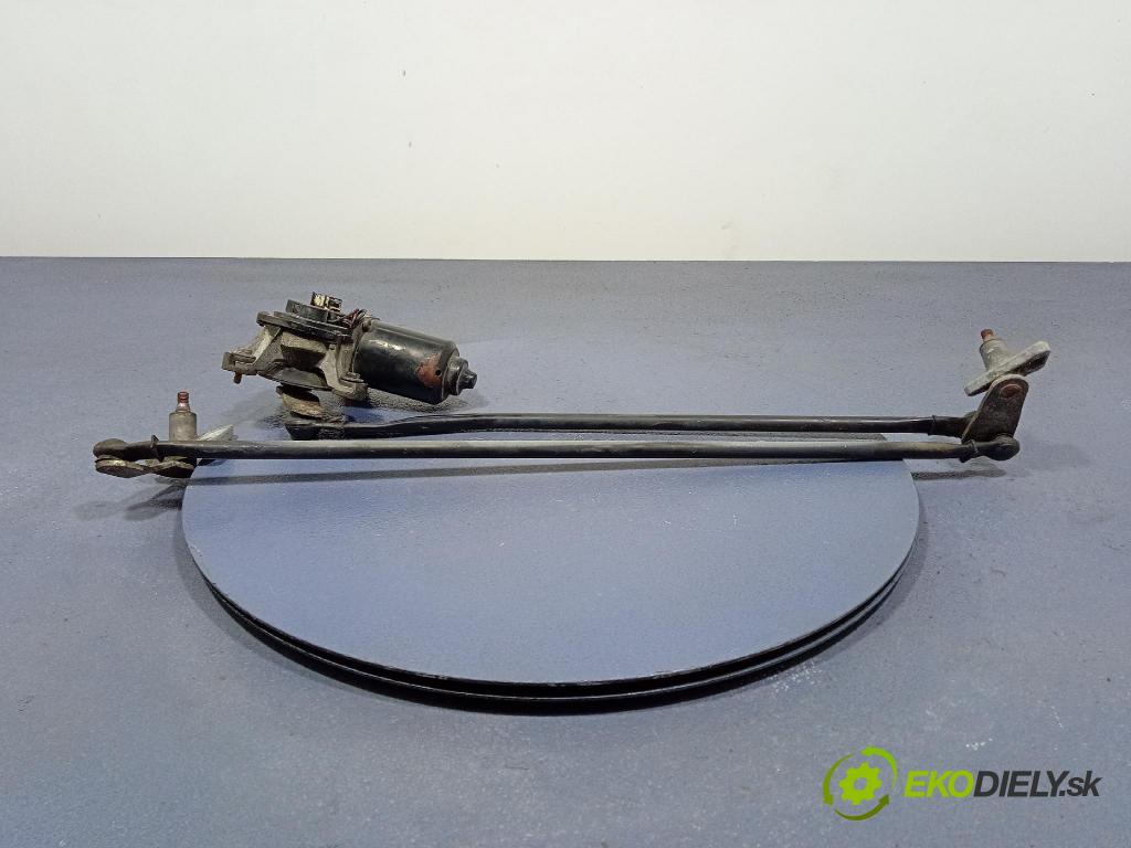 Toyota 4runner 1999 mechanismus motorek Stěrače: před