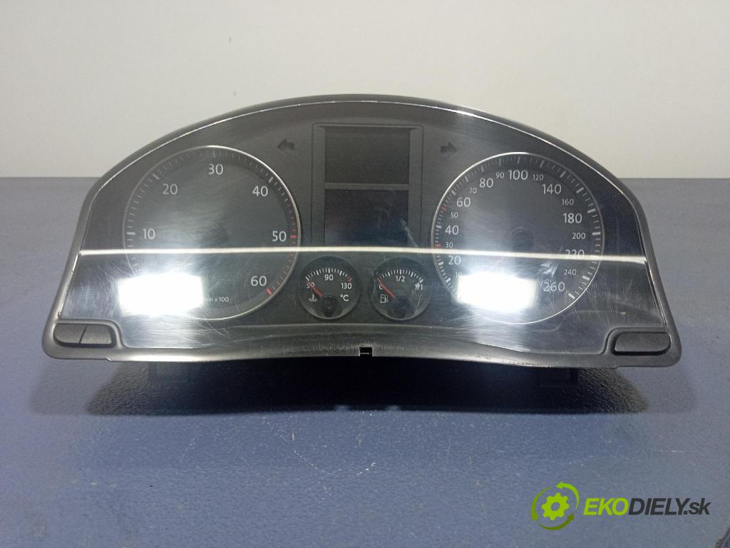Vw Golf 2004 prístrojovka/ budíky 1K0920860L