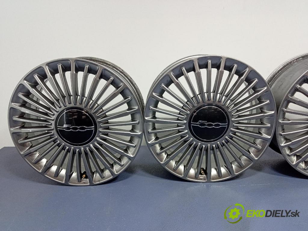 Fiat 500 2023 Ráfky Hlinikové: 52140532