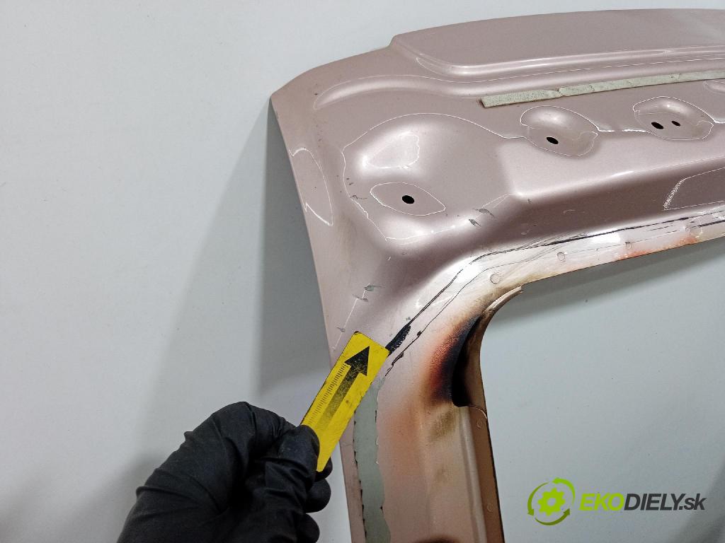 Fiat 500 2023 zadna dveře kufra: kufra: