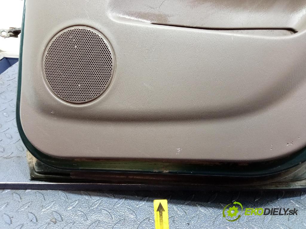 Toyota 4runner 1999 dvere zad pravé