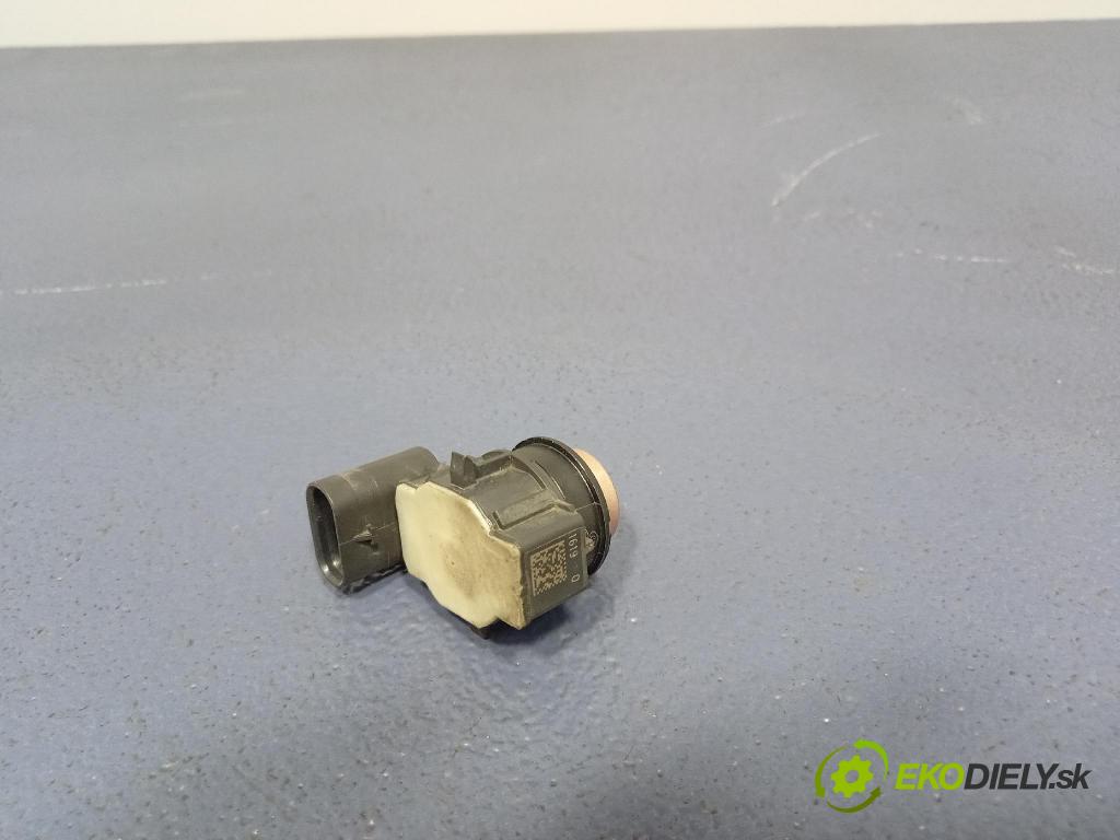 Fiat 500 2023 snímač / řídící jednotka PDC 0735725887