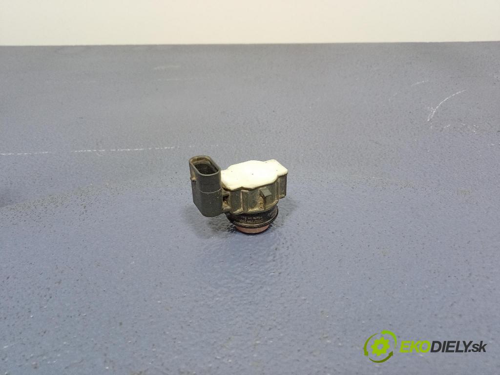 Fiat 500 2023 snímač / riadiaca jednotka PDC 0735725888