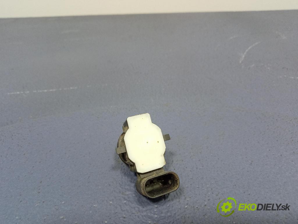 Fiat 500 2023 snímač / řídící jednotka PDC 0735725888