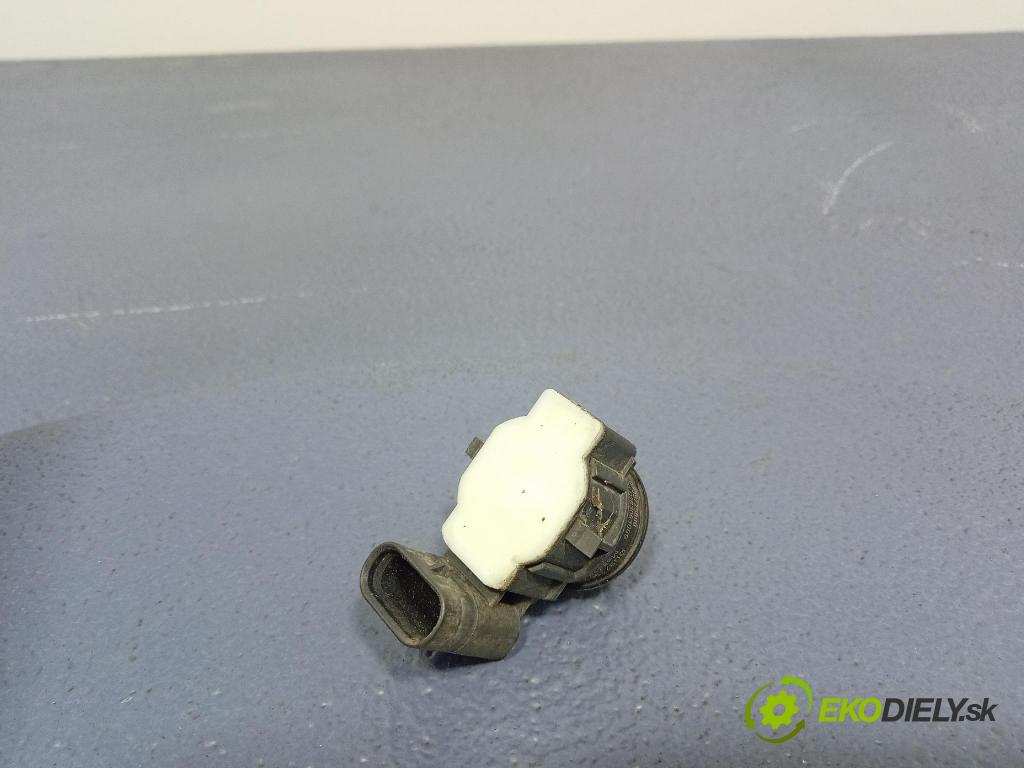 Fiat 500 2023 snímač / řídící jednotka PDC 0735725888