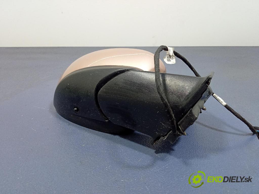 Fiat 500 2023 zrkadlo pravé 
