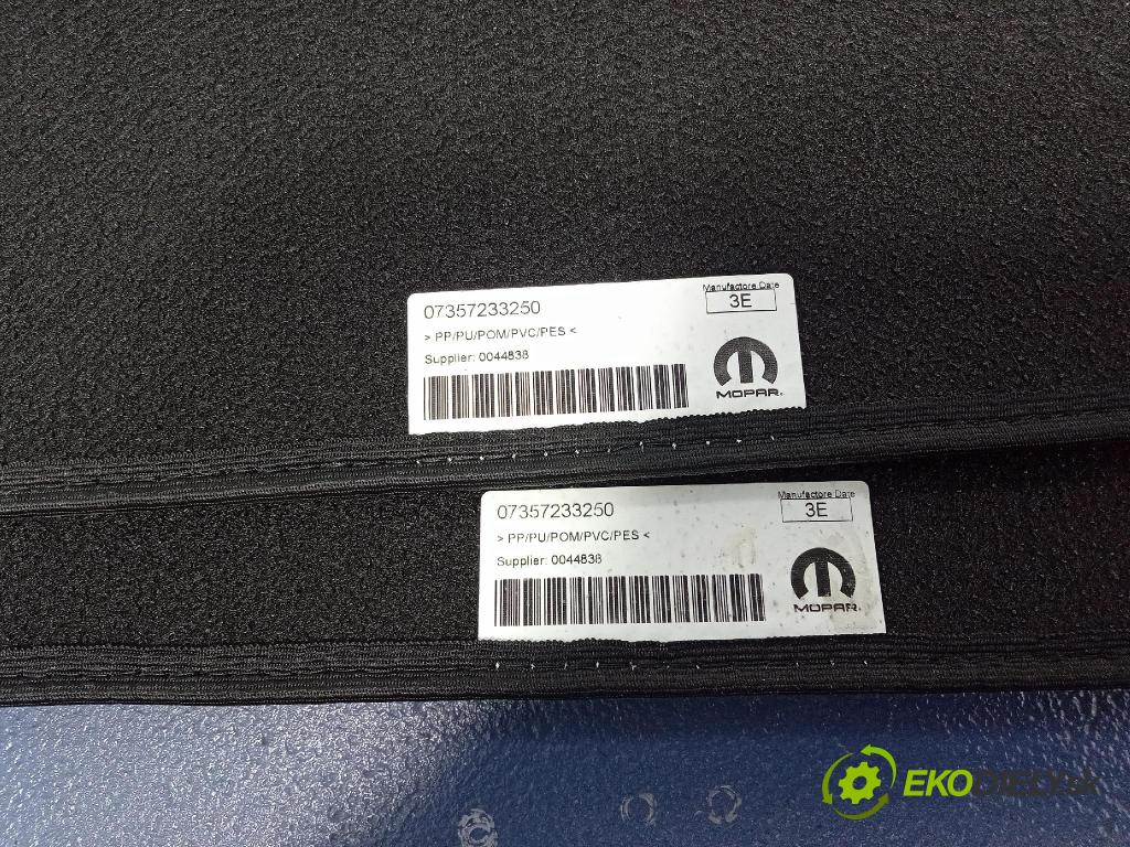 Fiat 500 2023 koberec do auta 07357233250
