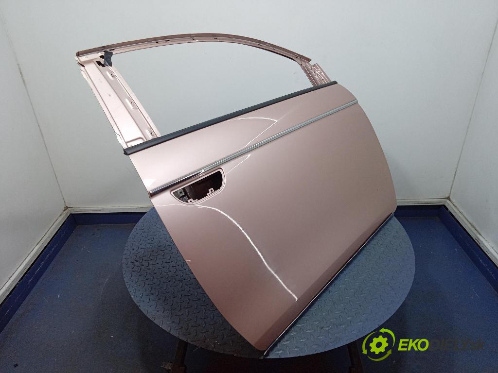 Fiat 500 2023 dveře před prave