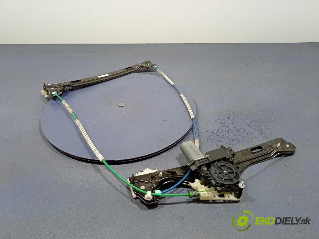Fiat 500 2023 mechanizmus okna Okná: Predné v pravo: 52138083