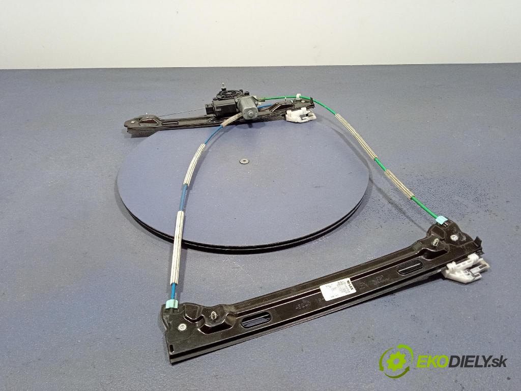 Fiat 500 2023 mechanizmus okna Okná: Predné v pravo: 52138083