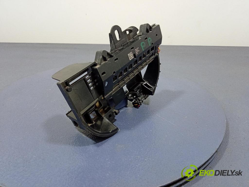 Fiat 500 2023 rukoväť Predné Prava: 52138071