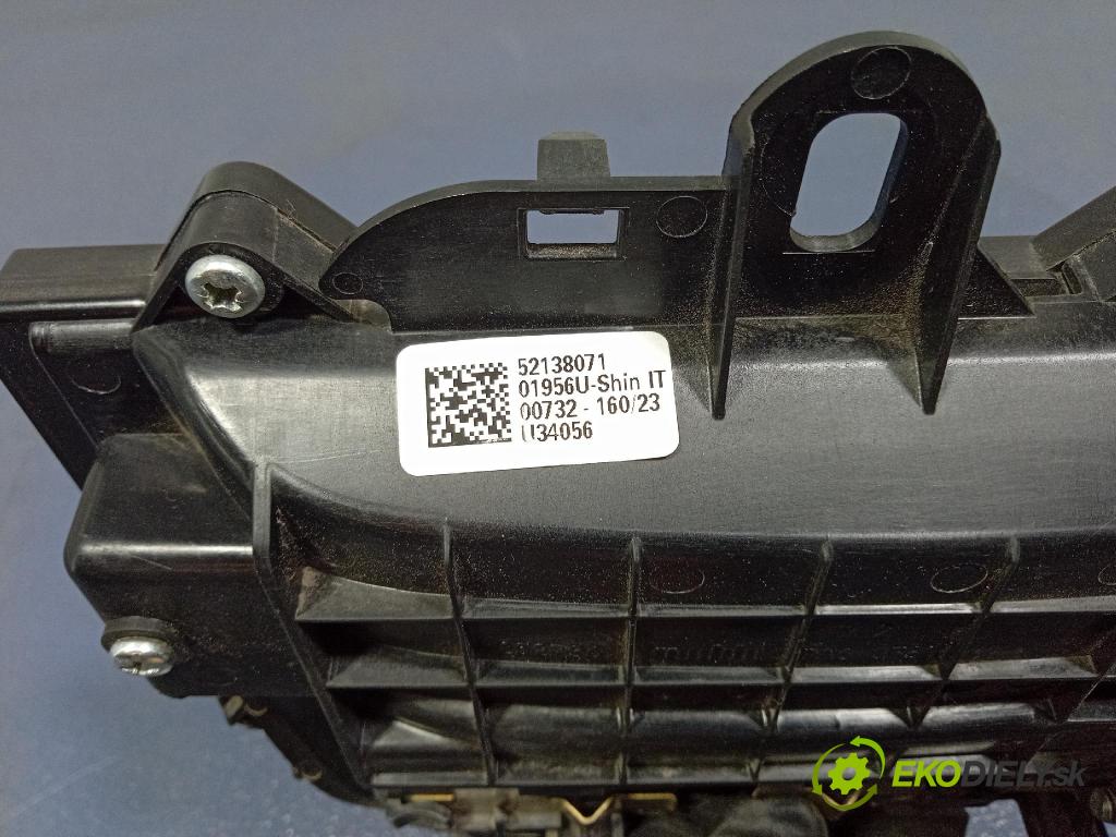 Fiat 500 2023 rukoväť Predné Prava: 52138071