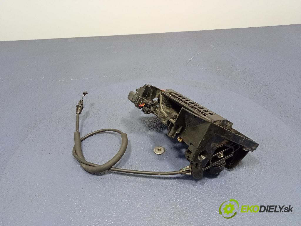 Fiat 500 2023 klika před levá 52138072