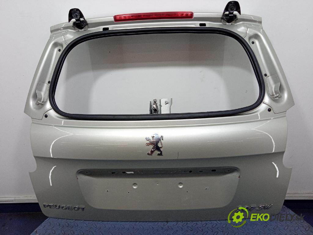 Peugeot 207 2008 zadna dveře kufra: kufra: