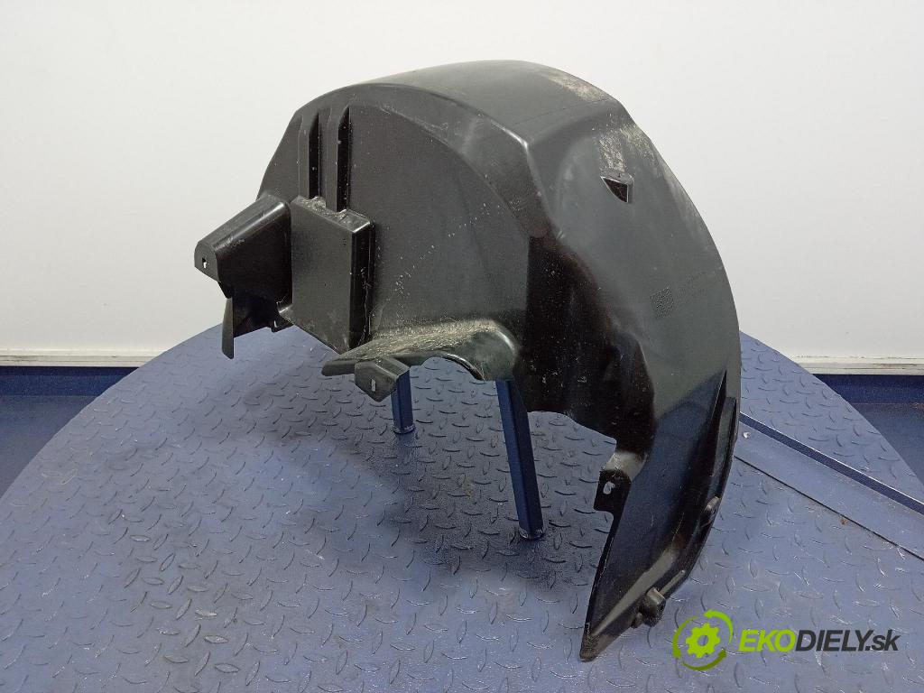 Fiat 500 2023 blatník: plastický: Zad: 52221400