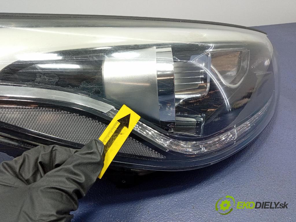 Hyundai Ix35 2013 Reflektor: v pravo: 92102-2SXXX