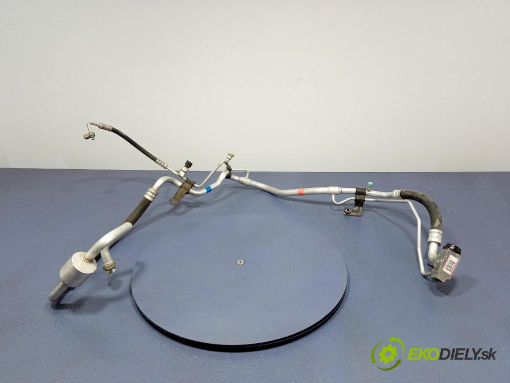 Hyundai Ix35 2013 trubka Klimatizace: 97775-2Y750