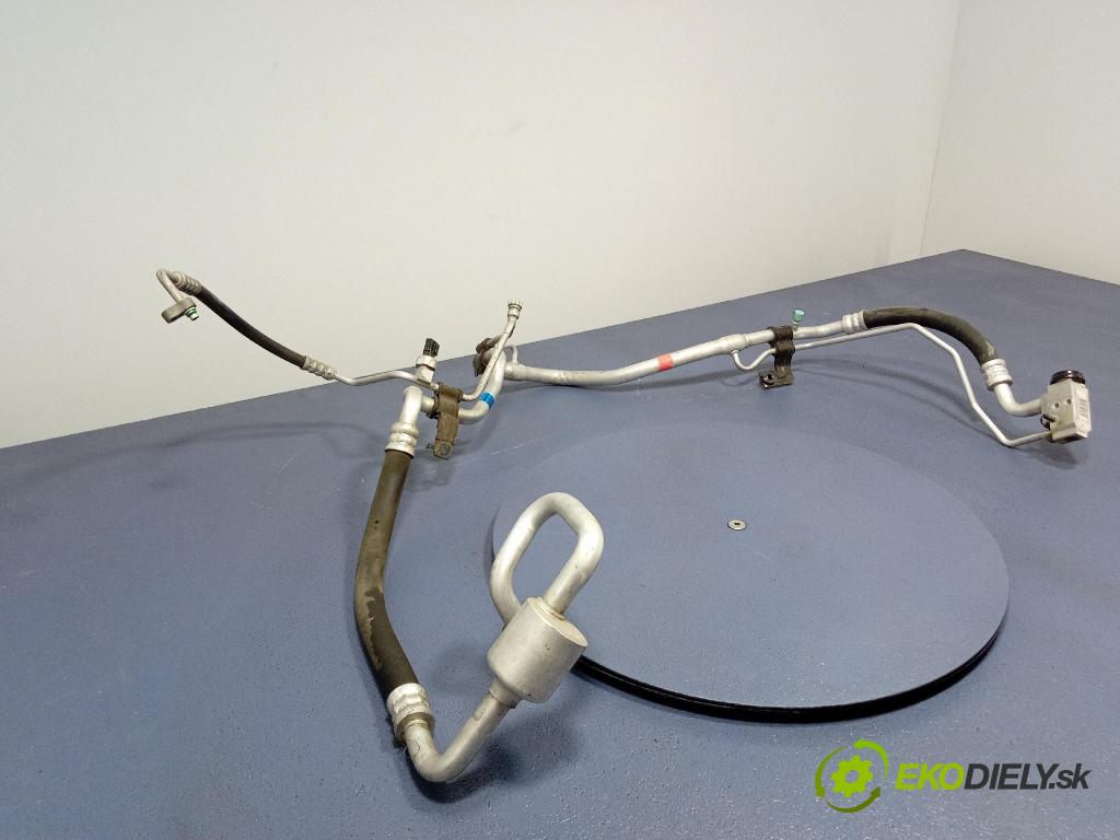 Hyundai Ix35 2013 trubka Klimatizace: 97775-2Y750