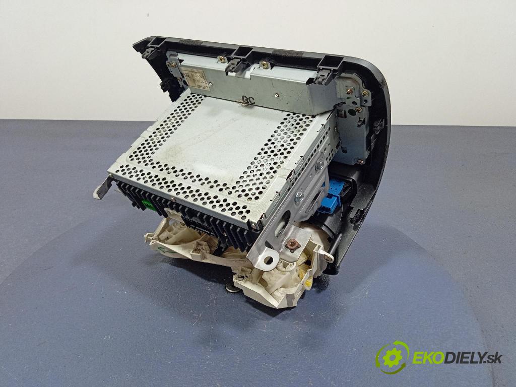 Honda Jazz 2003 Radio I Navigácia: 39175-SAA-G110-M