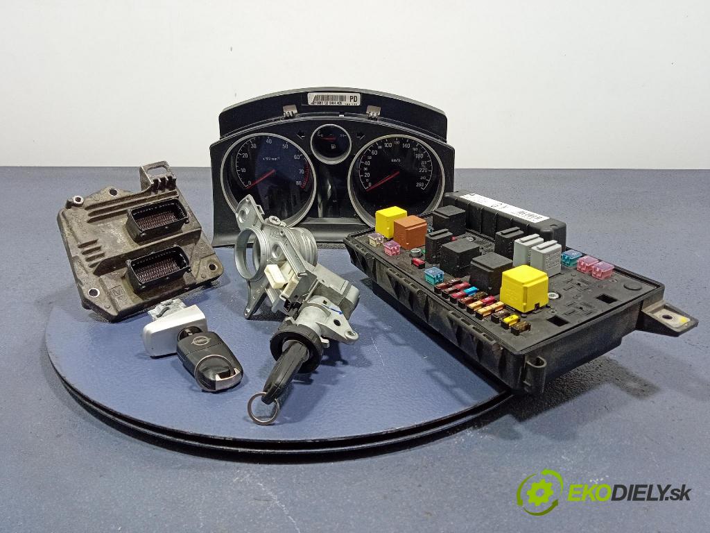 Opel Astra 2006 riadiaca jednotka Motor: 24420562