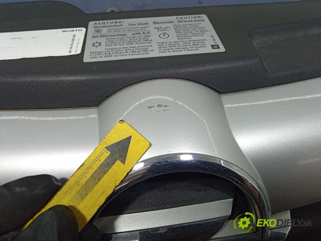Opel Astra 2004 mřížka / Gril: 13108463
