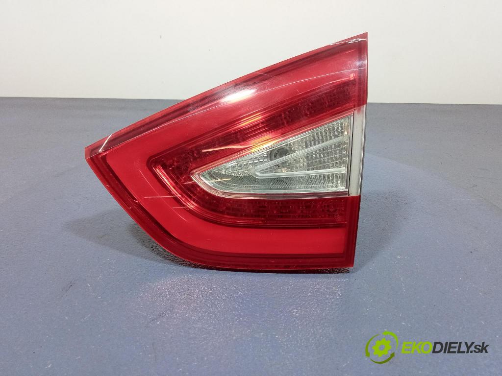 Hyundai Ix35 2013 svetlo / reflektor zad Prava: Vnútri: 92404-2Y500