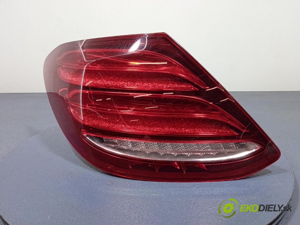 Mercedes E-klasa 0 světlo Zad: levá Mimo: A2139067700
