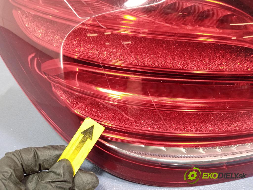 Mercedes E-klasa 0 světlo Zad: levá Mimo: A2139067700