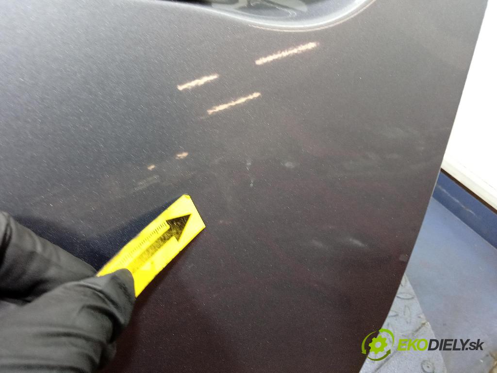 Hyundai Ix35 2013 dvere zad Vľavo: